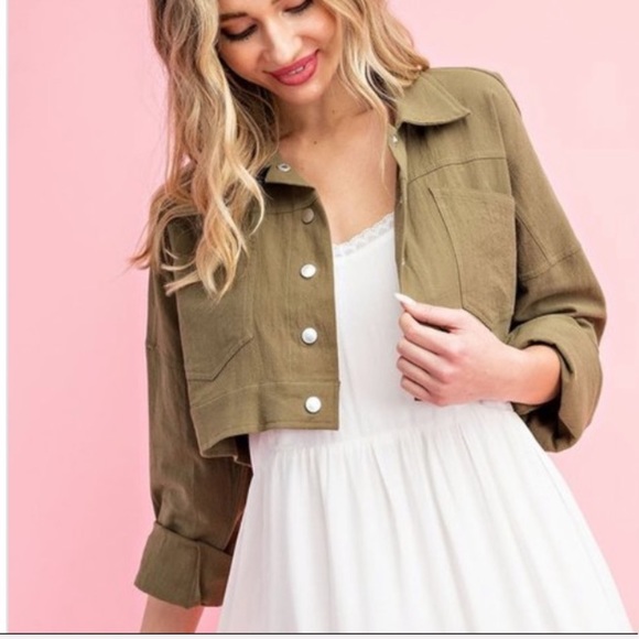 Jackets & Blazers - 🌾CROPPED UTILITY JACKET